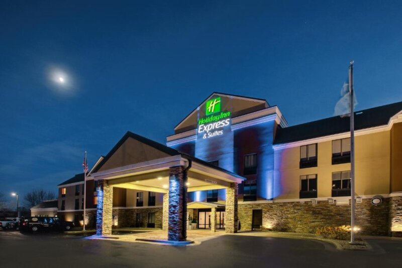 Holiday Inn Express Hotel & Suites Cedar Rapids