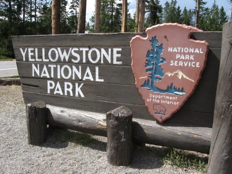 Yellowstone National Park entrance