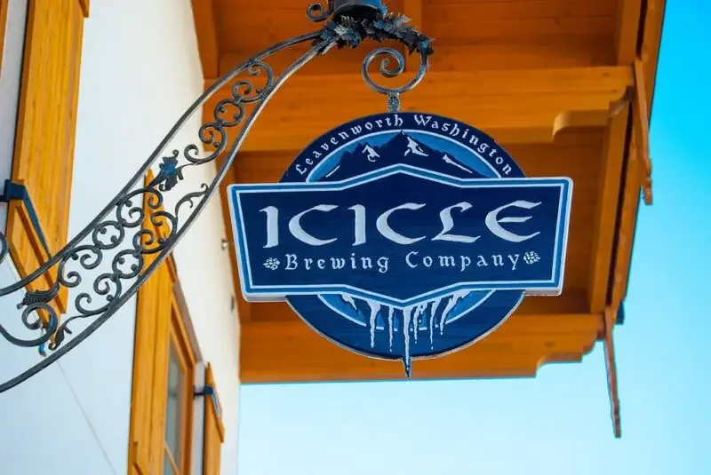 Signage Outside the Icicle Brewing Co.