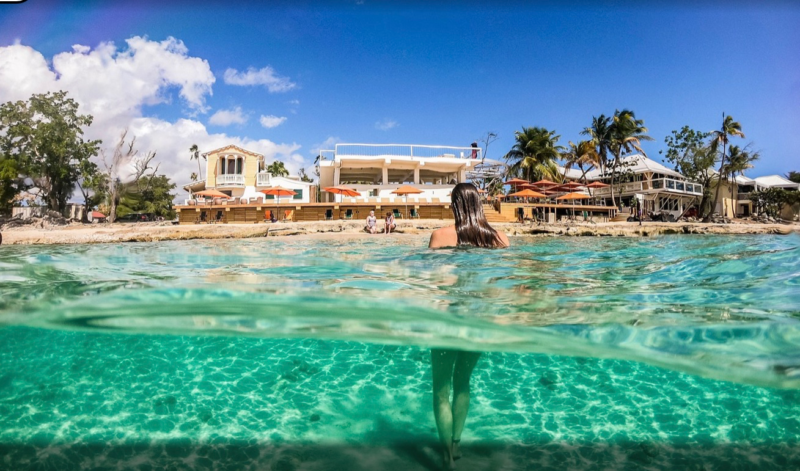 Crystal-clear water in front of the resort