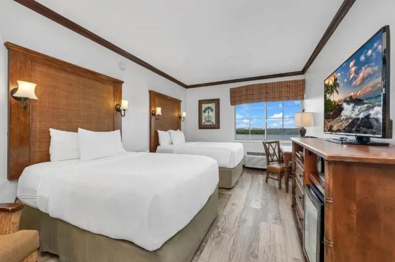 King Room At  Bayfront Inn Fifth Avenue Florida