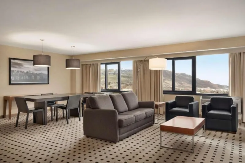 Comfofy Set At Radisson Hotel Downtown Salt Lake City