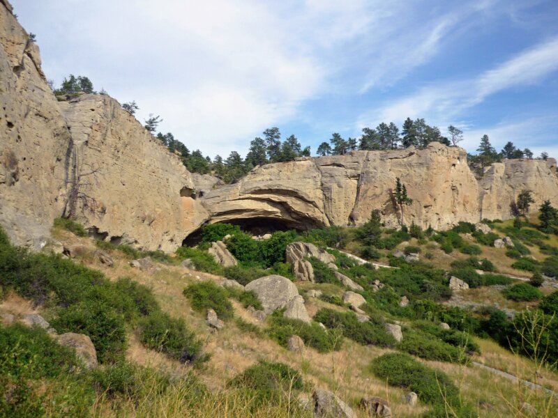 Amazing Cave Art at Pictograph Cave State Park