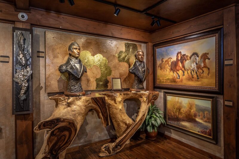 Sunti World Art Gallery